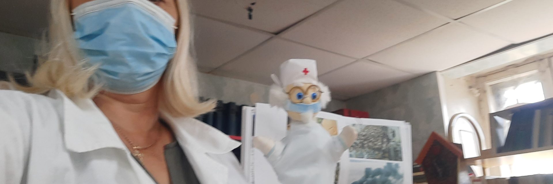 Театральное представление «Айболит и лето»