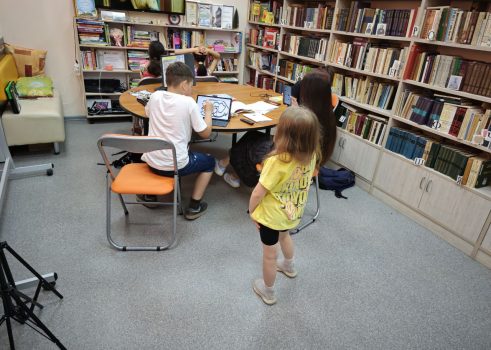 Литературная игра «Приключения в Стране чудес»